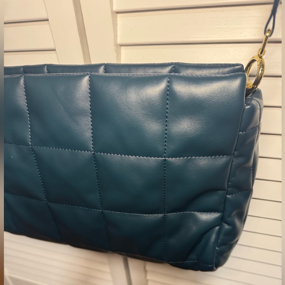***SOLD*** Summer & Rose Teal Quilted Shoulder Bag
